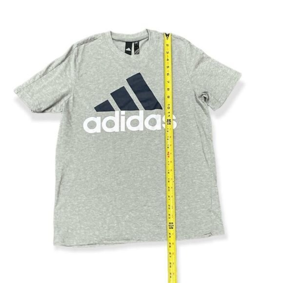 Adidas women shirt size Small - Picture 4 of 6